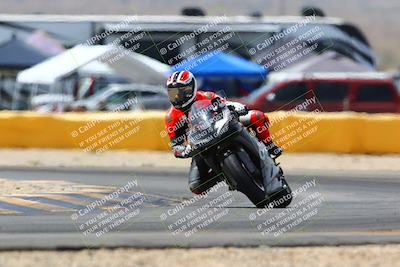 media/Apr-09-2022-SoCal Trackdays (Sat) [[c9e19a26ab]]/Turn 2 (1140am)/